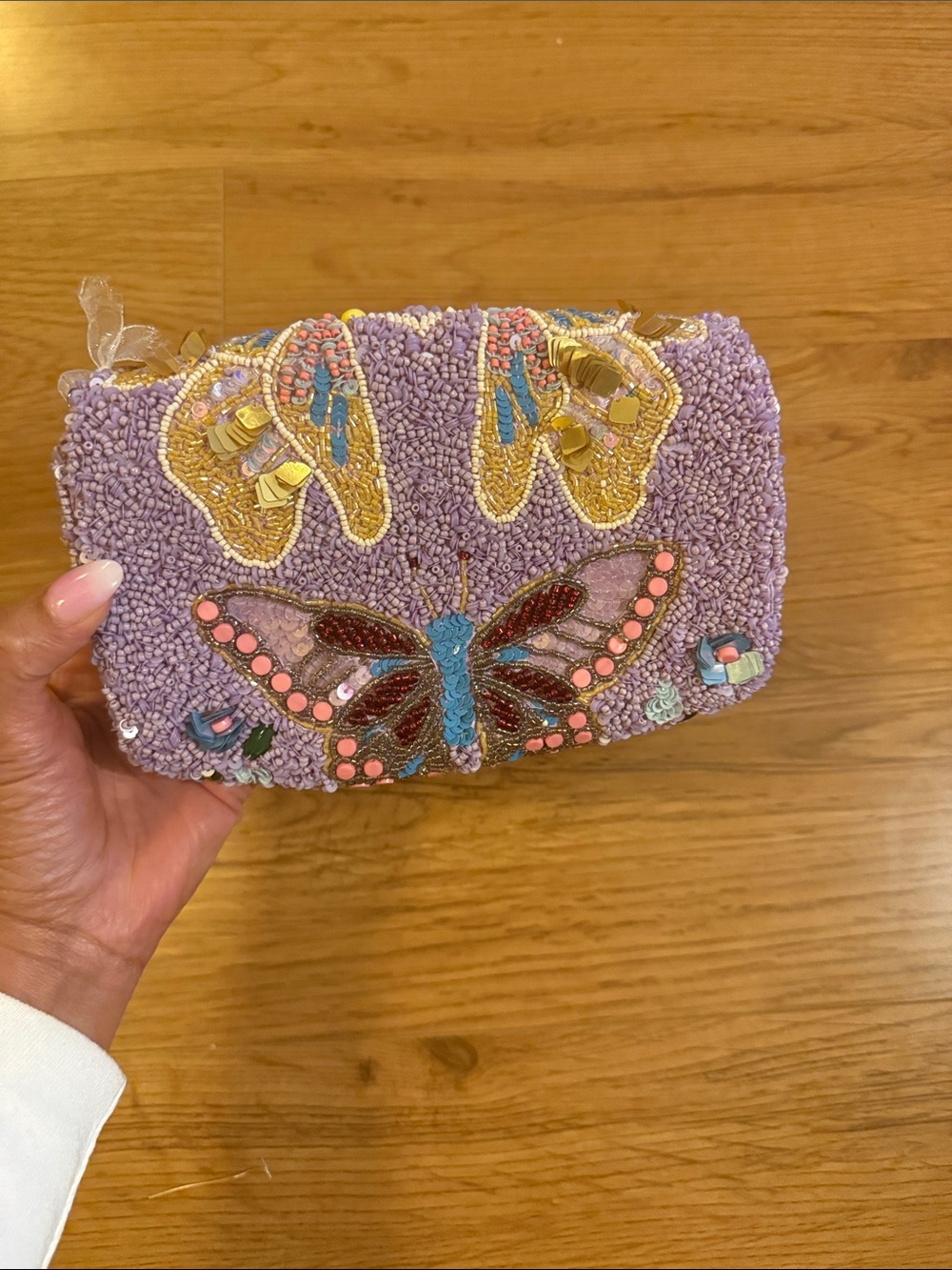 Handmade Lavender Beaded Clutch - India - Picture 5 of 5